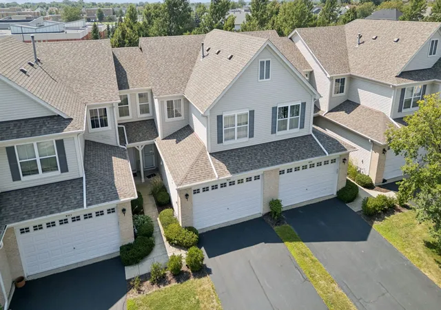 Photo 3 of Condo for sale at 497 Dancer Ln #6-3, Oswego, IL 60543 | MLS# 12749918 | Listing updated on 2026-09-14
