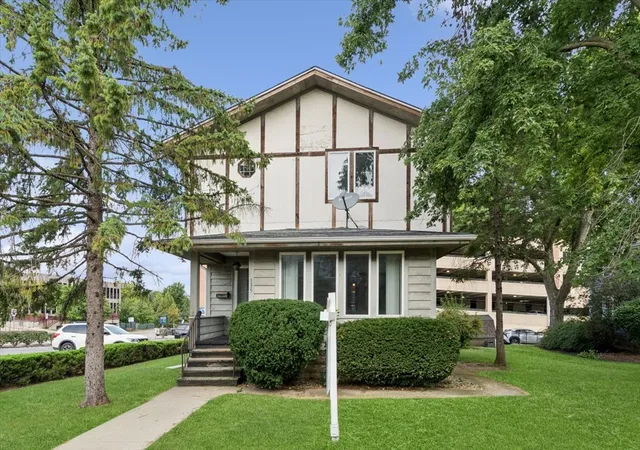 Photo 1 of Single family home for sale at 135 Aurora Ave, Naperville, IL 60540 | MLS# 12749952 | Listing updated on 2026-09-20