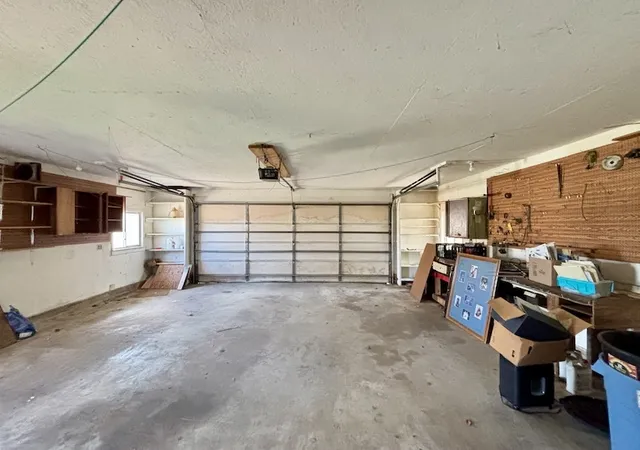 Photo 43 of Single family home for sale at 111 N Adams St, Carthage, IL 62321 | MLS# 12749968 | Listing updated on 2026-09-09