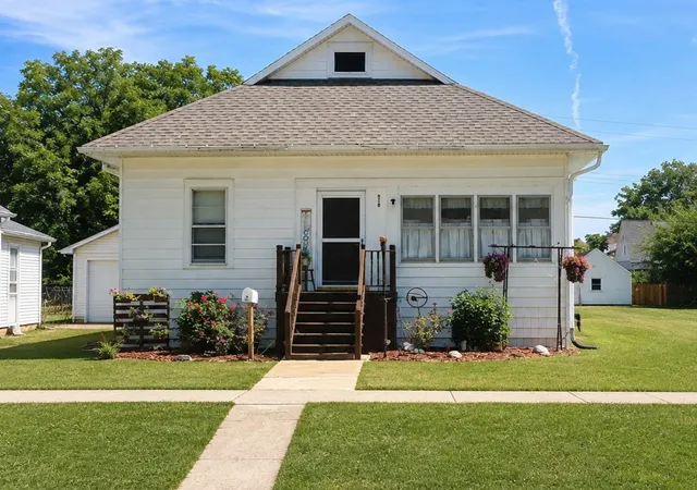 Photo 1 of Sale Pending at 319 S Main St, Gilman, IL 60938 | MLS# 12749976 | Listing updated on 2026-10-09