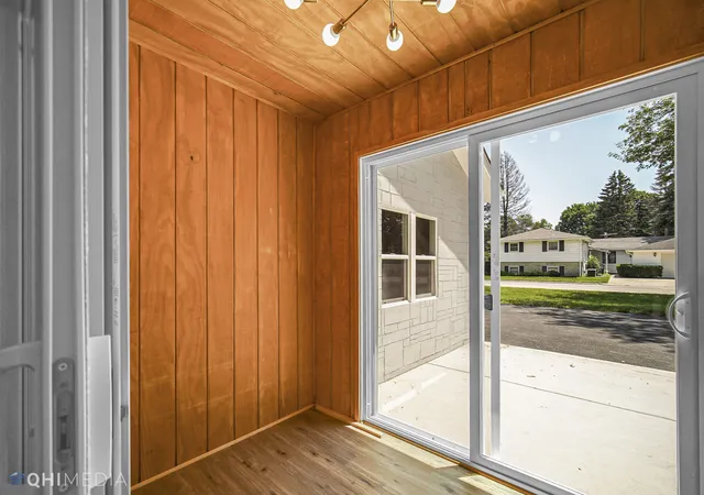 Photo 3 of Single family home for sale at 1934 Bethesda Blvd, Zion, IL 60099 | MLS# 12749986 | Listing updated on 2026-09-21