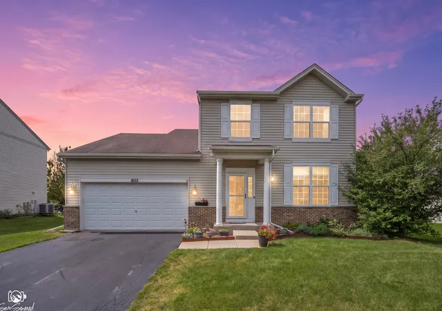 Photo 2 of Single family home for sale at 1603 Balboa Dr, Minooka, IL 60447 | MLS# 12750053 | Listing updated on 2026-09-23
