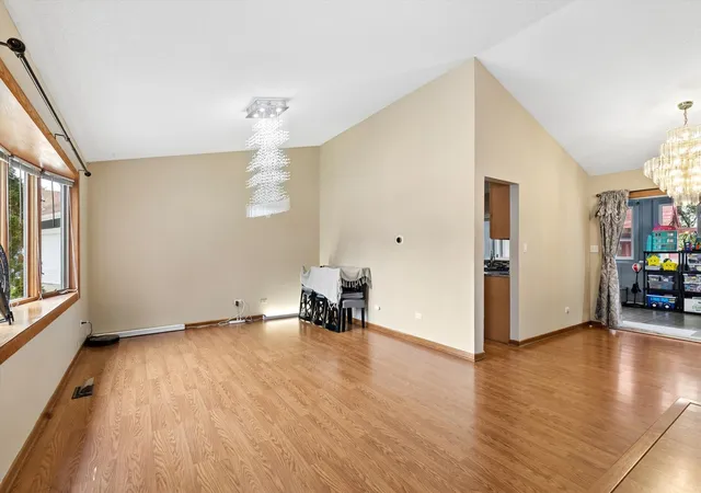 Photo 4 of Single family home for sale at 5701 Bedford Ct, Hanover Park, IL 60133 | MLS# 12750063 | Listing updated on 2026-09-23
