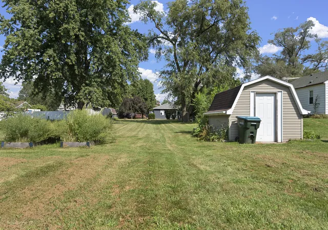 Photo 21 of Single family home for sale at 110 N Lincoln St, Coal City, IL 60416 | MLS# 12750073 | Listing updated on 2026-10-07