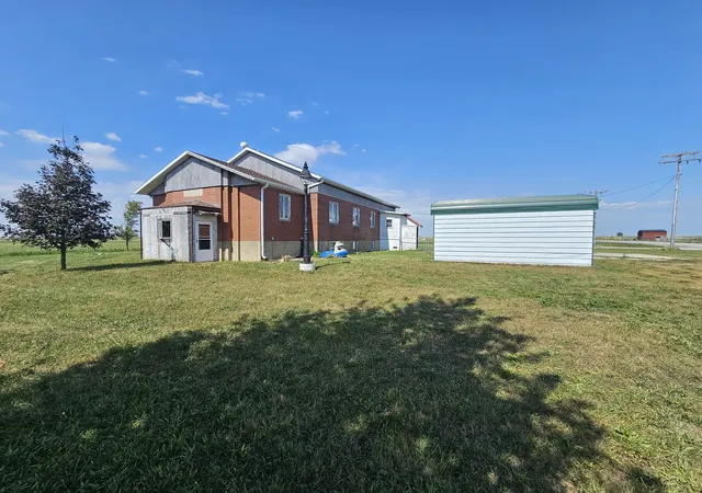 Photo 2 of Single family home for sale at 18015 N 2100 East Rd, Pontiac, IL 61764 | MLS# 12750092 | Listing updated on 2026-09-29