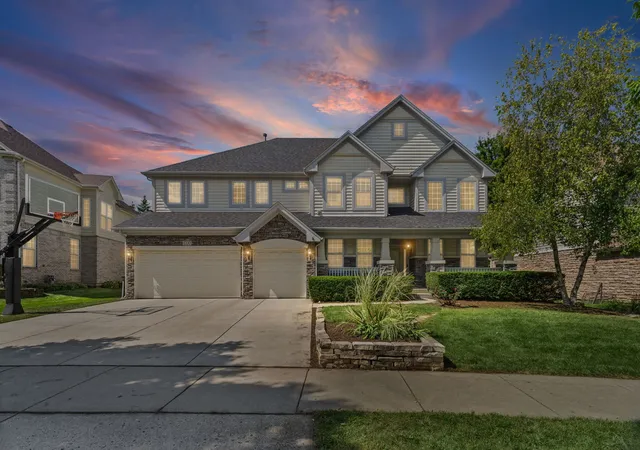 Photo 1 of Single family home for sale at 1700 Saint Andrew Dr, Vernon Hills, IL 60061 | MLS# 12750100 | Listing updated on 2026-09-17