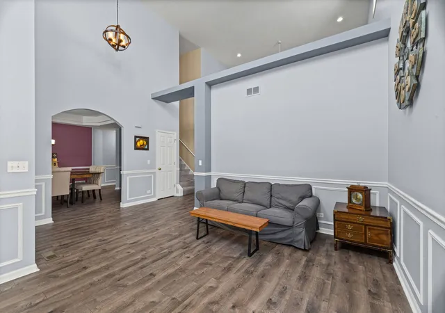Photo 3 of Single family home for sale at 1700 Saint Andrew Dr, Vernon Hills, IL 60061 | MLS# 12750100 | Listing updated on 2026-09-17