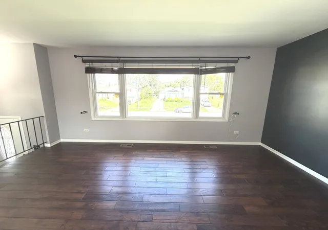 Photo 3 of Single family home for sale at 18960 Cedar Ave, Country Club Hills, IL 60478 | MLS# 12750133 | Listing updated on 2026-09-25