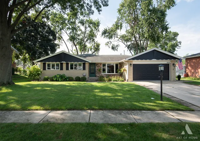 Photo 1 of Single family home for sale at 8545 Walnut Ave, Orland Park, IL 60462 | MLS# 12750142 | Listing updated on 2026-09-29
