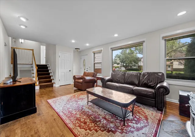Photo 2 of Single family home for sale at 1300 Knollwood Rd, Deerfield, IL 60015 | MLS# 12750182 | Listing updated on 2026-09-21