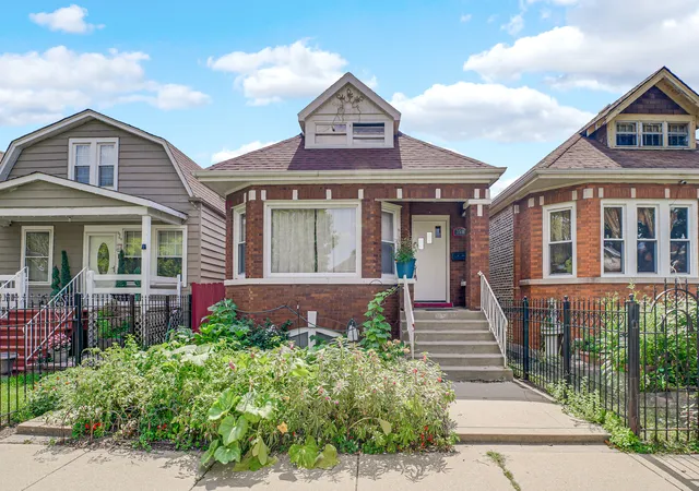 Photo 1 of Single family home for sale at 3511 W 58th Place, Chicago, IL 60629 | MLS# 12750219 | Listing updated on 2026-09-15