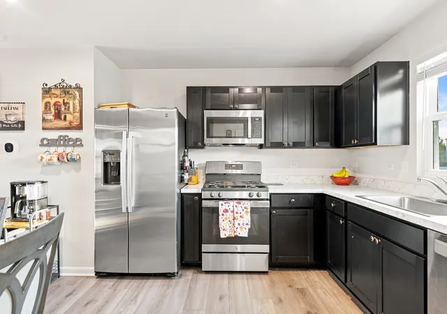 Photo 4 of Single family home for sale at 4461 Sarasota Ave, Yorkville, IL 60560 | MLS# 12750242 | Listing updated on 2026-10-24