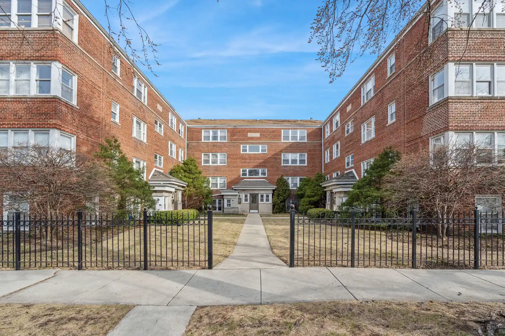 Listing Photo 15 - Condo for sale in 2914 W Berwyn St located at 2914 W Berwyn St, Chicago, IL 60625 - Unit 2914 W Berwyn St
