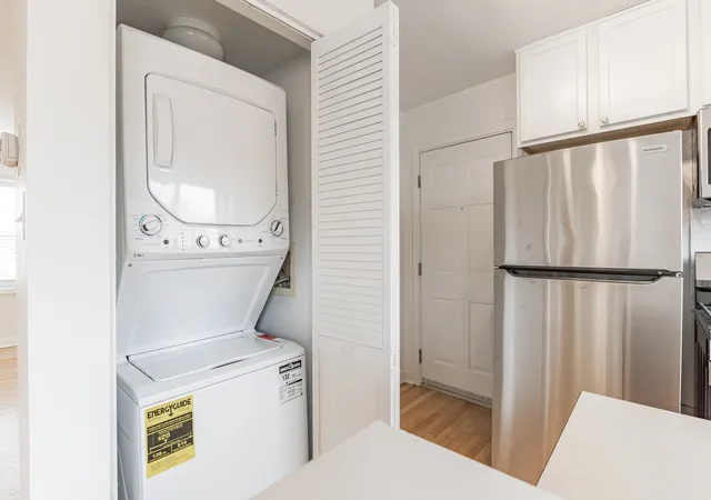 Listing Photo 3 - Condo for sale in building located at 2914 W Berwyn St, Chicago, IL 60625 - Unit #2