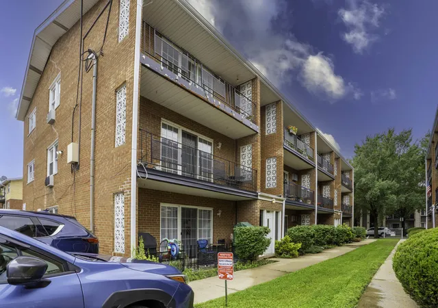 Photo 21 of Condo for sale at 6255 S Mason St #1C, Chicago, IL 60638 | MLS# 12750252 | Listing updated on 2026-10-17