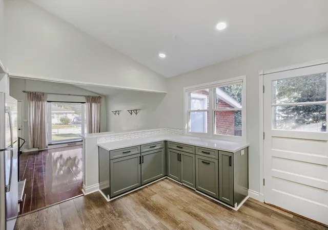 Photo 3 of Single family home for sale at 436 N Fulton Ave, Villa Park, IL 60181 | MLS# 12750263 | Listing updated on 2026-09-15