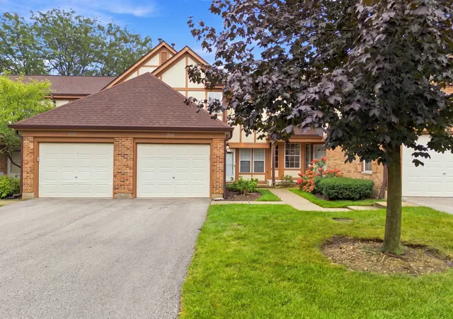 Photo 1 of Condo for sale at 2018 Quaker Holw Ln #0, Streamwood, IL 60107 | MLS# 12750288 | Listing updated on 2026-09-29