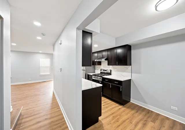 Photo 3 of Condo for sale at 2018 Quaker Holw Ln #0, Streamwood, IL 60107 | MLS# 12750288 | Listing updated on 2026-09-29