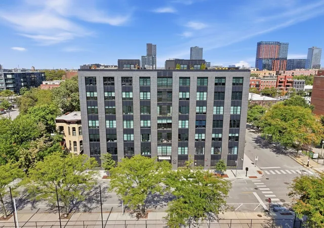 Condo for sale at 1400 W Monroe St #2B, Chicago, IL 60607 | MLS# 12750295
