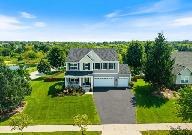 Photo 3 of Single family home for sale at 391 Copper Springs Ln, Elgin, IL 60124 | MLS# 12750363 | Listing updated on 2026-09-15