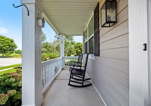 Photo 3 of Single family home for sale at 391 Copper Springs Ln, Elgin, IL 60124 | MLS# 12750363 | Listing updated on 2026-09-15