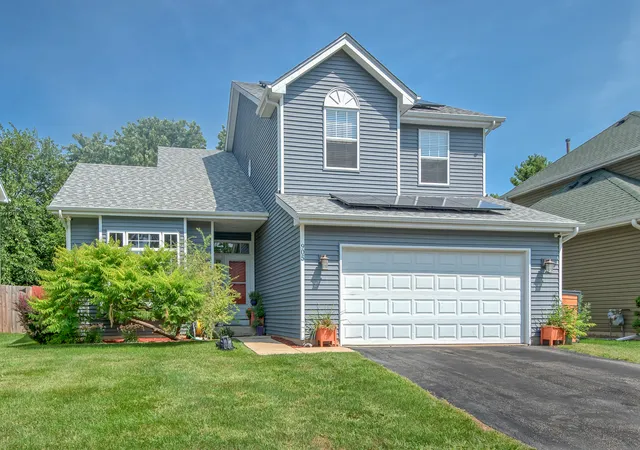 Single family home for sale at 905 Chelsea Ct, Aurora, IL 60504 | MLS# 12750374