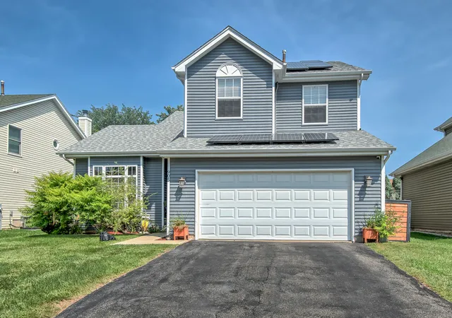 Photo 1 of Single family home for sale at 905 Chelsea Ct, Aurora, IL 60504 | MLS# 12750374 | Listing updated on 2026-09-19