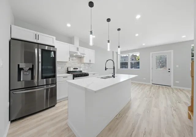 Photo 2 of Single family home for sale at 4642 W Monroe St, Chicago, IL 60644 | MLS# 12750376 | Listing updated on 2026-09-24
