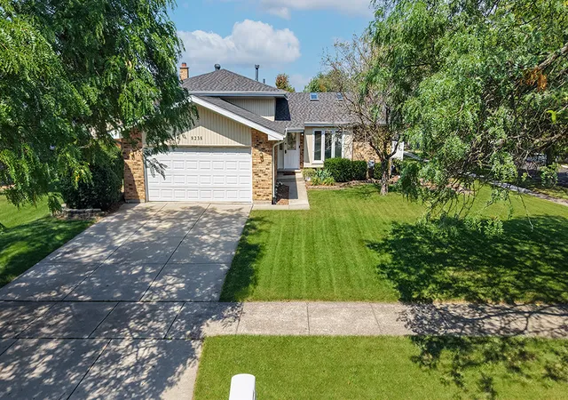 Photo 1 of Single family home for sale at 8238 164th Street, Tinley Park, IL 60477 | MLS# 12750381 | Listing updated on 2026-09-07