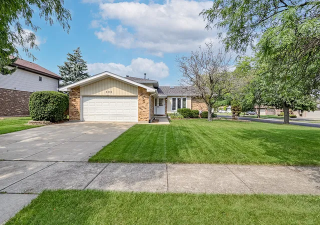 Photo 3 of Single family home for sale at 8238 164th Street, Tinley Park, IL 60477 | MLS# 12750381 | Listing updated on 2026-09-07