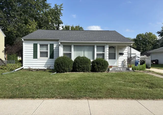 Photo 1 of Sale Pending at 915 N 10th Street, Rochelle, IL 61068 | MLS# 12750396 | Listing updated on 2026-10-02