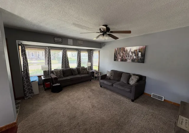 Photo 2 of Single family home for sale at 915 N 10th Street, Rochelle, IL 61068 | MLS# 12750396 | Listing updated on 2026-09-12