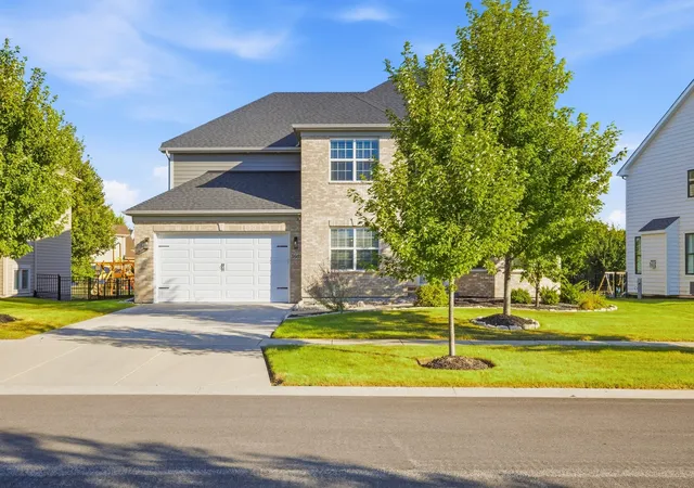 Photo 3 of Single family home for sale at 3605 Harmony Cir, Elgin, IL 60124 | MLS# 12750414 | Listing updated on 2026-09-23