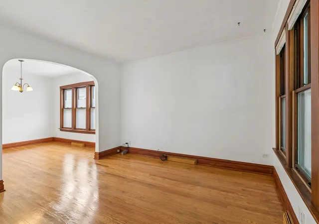Photo 3 of Single family home for sale at 5228 N Ludlam Ave, Chicago, IL 60630 | MLS# 12750441 | Listing updated on 2026-09-23