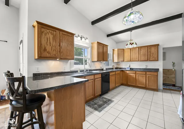 Photo 3 of Single family home for sale at 856 N Western Hills Dr, Kankakee, IL 60901 | MLS# 12750462 | Listing updated on 2026-09-17