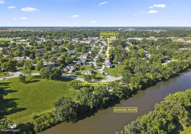 Photo 2 of Single family home for sale at 406 Garden Ter, Shorewood, IL 60404 | MLS# 12750485 | Listing updated on 2026-09-24