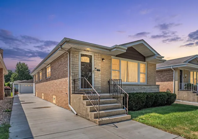 Photo 1 of Single family home for sale at 6820 N Sauganash Ave, Chicago, IL 60646 | MLS# 12750487 | Listing updated on 2026-09-13