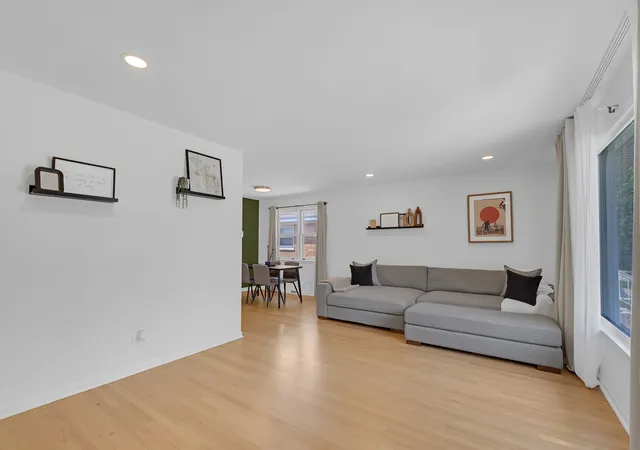 Photo 3 of Single family home for sale at 6820 N Sauganash Ave, Chicago, IL 60646 | MLS# 12750487 | Listing updated on 2026-09-13
