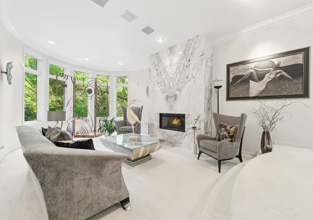 Photo 4 of Townhouse for sale at 1409 S Indiana Ave #D, Chicago, IL 60605 | MLS# 12750520 | Listing updated on 2026-09-24