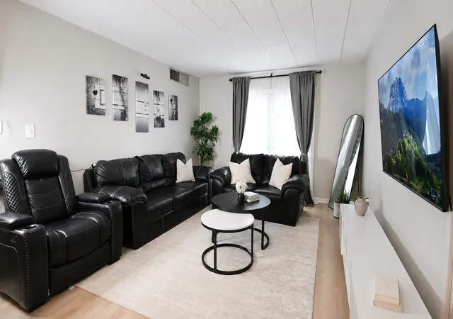 Photo 3 of Condo for sale at 110 W Butterfield Rd #307S, Elmhurst, IL 60126 | MLS# 12750543 | Listing updated on 2026-10-12