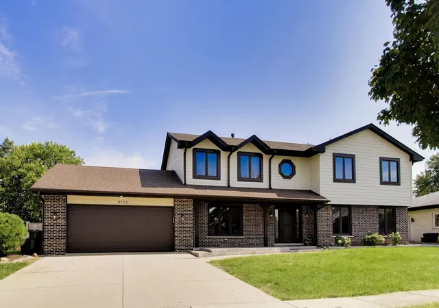 Photo 1 of Single family home for sale at 6723 Kingswood Rd, Willowbrook, IL 60527 | MLS# 12750556 | Listing updated on 2026-09-21
