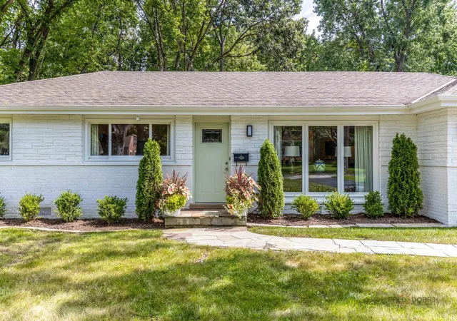 Photo 1 of Single family home for sale at 3319 Western Ave, Highland Park, IL 60035 | MLS# 12750558 | Listing updated on 2026-09-23