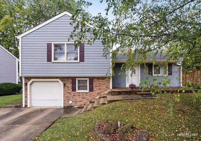 Photo 1 of Single family home for sale at 954 Grant St, Bartlett, IL 60103 | MLS# 12750565 | Listing updated on 2026-09-28