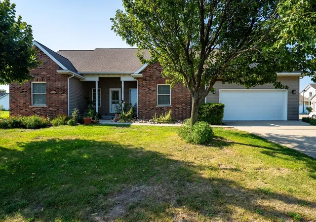 Photo 2 of Single family home for sale at 4397 Renaissance Dr, Normal, IL 61761 | MLS# 12750575 | Listing updated on 2026-09-16