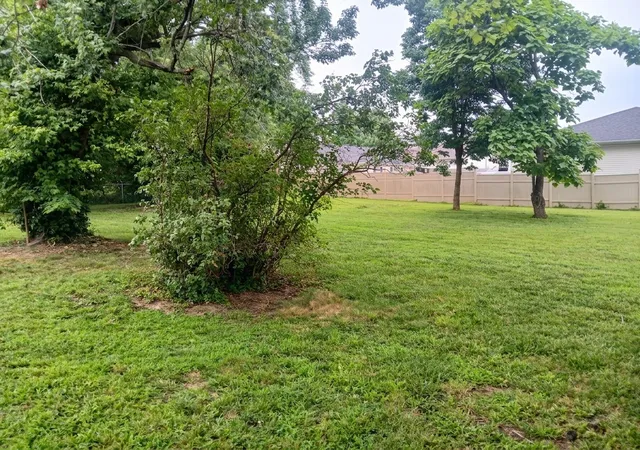 Photo 4 of Single family home for sale at 204 N 4th Street, Marion, IL 62959 | MLS# 12750577 | Listing updated on 2026-09-30