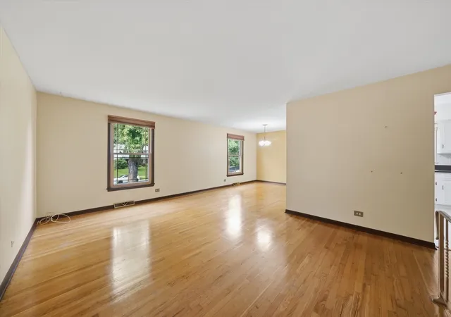 Photo 3 of Single family home for sale at 1025 Belair Dr, Darien, IL 60561 | MLS# 12750585 | Listing updated on 2026-09-26