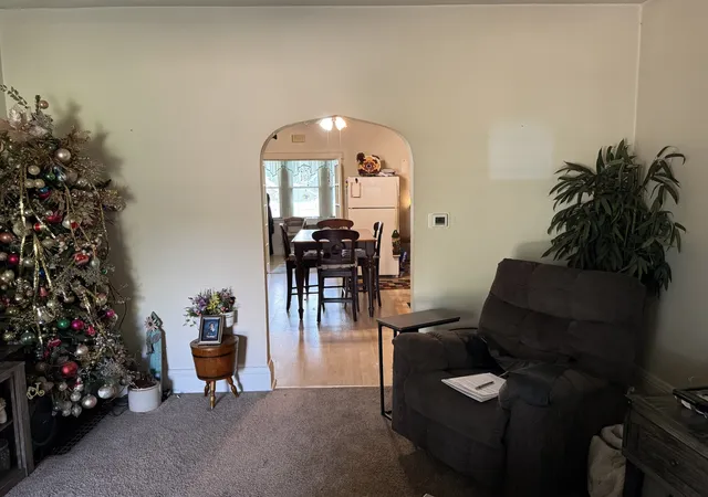 Photo 3 of Single Family Residence at 1328 Campbell Ave, Lasalle, IL 61301 | MLS# 12750623 | | Sold on 2026-10-07