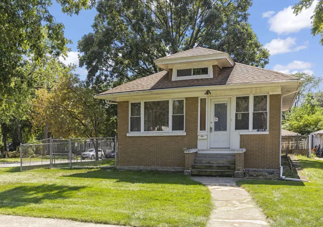 Photo 1 of Single family home for sale at 329 E 5th Street, Lockport, IL 60441 | MLS# 12750629 | Listing updated on 2026-09-10