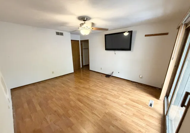 Listing Photo 4 - Condo for sale in building located at 4689 High Pt Dr, Rockford, IL 61114 - Unit #8