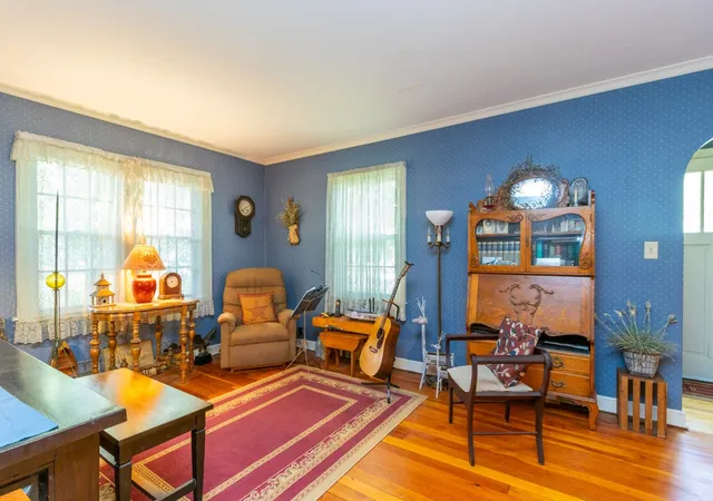 Photo 3 of Sale Pending at 1409 Geneva Ave, Rockford, IL 61108 | MLS# 12750641 | Listing updated on 2026-09-22